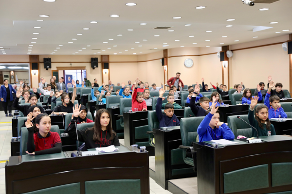 Başkan Doğan, çocuklarla buluştu