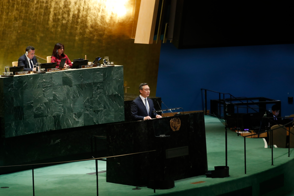 “Güney Çin Denizi'ndeki egemenlik haklarımız tartışılamaz”<