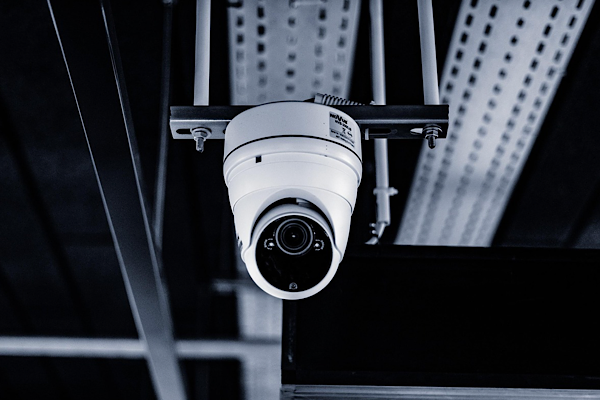 Bursa’da okullardaki güvenlik kameraları yasal sınırlara çekiliyor<