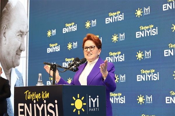 Akşener: Her dönemde zorbalığa ve zorbalara karşı duranlar olduk