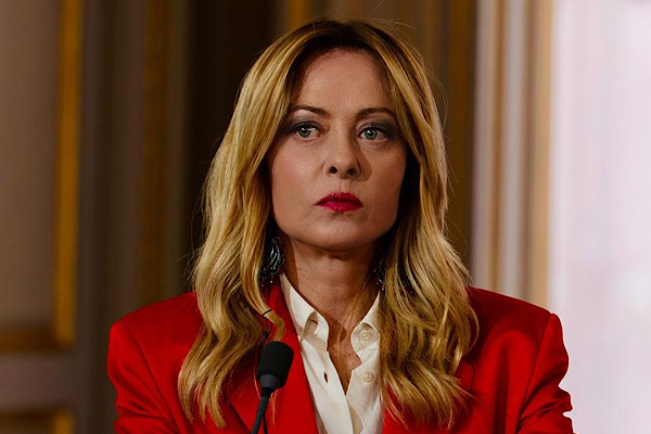 Meloni: Çokça konuşulan merkez sağın çöküşünü yarına erteliyoruz<