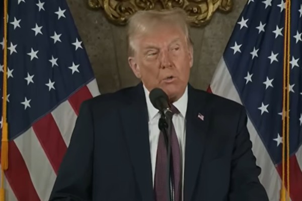Trump Eğitim Bakanlığı'nı kapatıyor