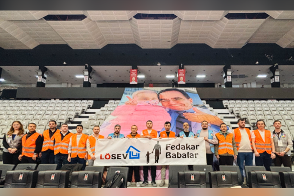 LÖSEV koli koli mutluluk çalışmalarına devam ediyor<