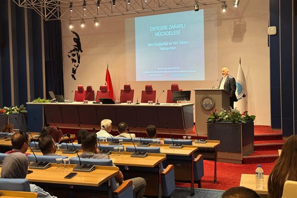 Kayseri’de “vektör zararlılarla mücadele” konulu seminer düzenlendi <