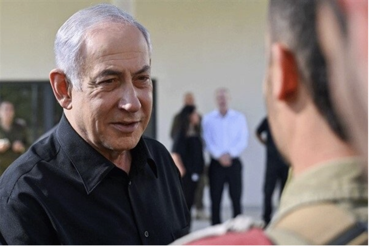Netanyahu: İran ekseni büyük bir darbe aldı<