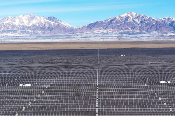 Çin’de güneş enerjisi kömürü geride bıraktı<