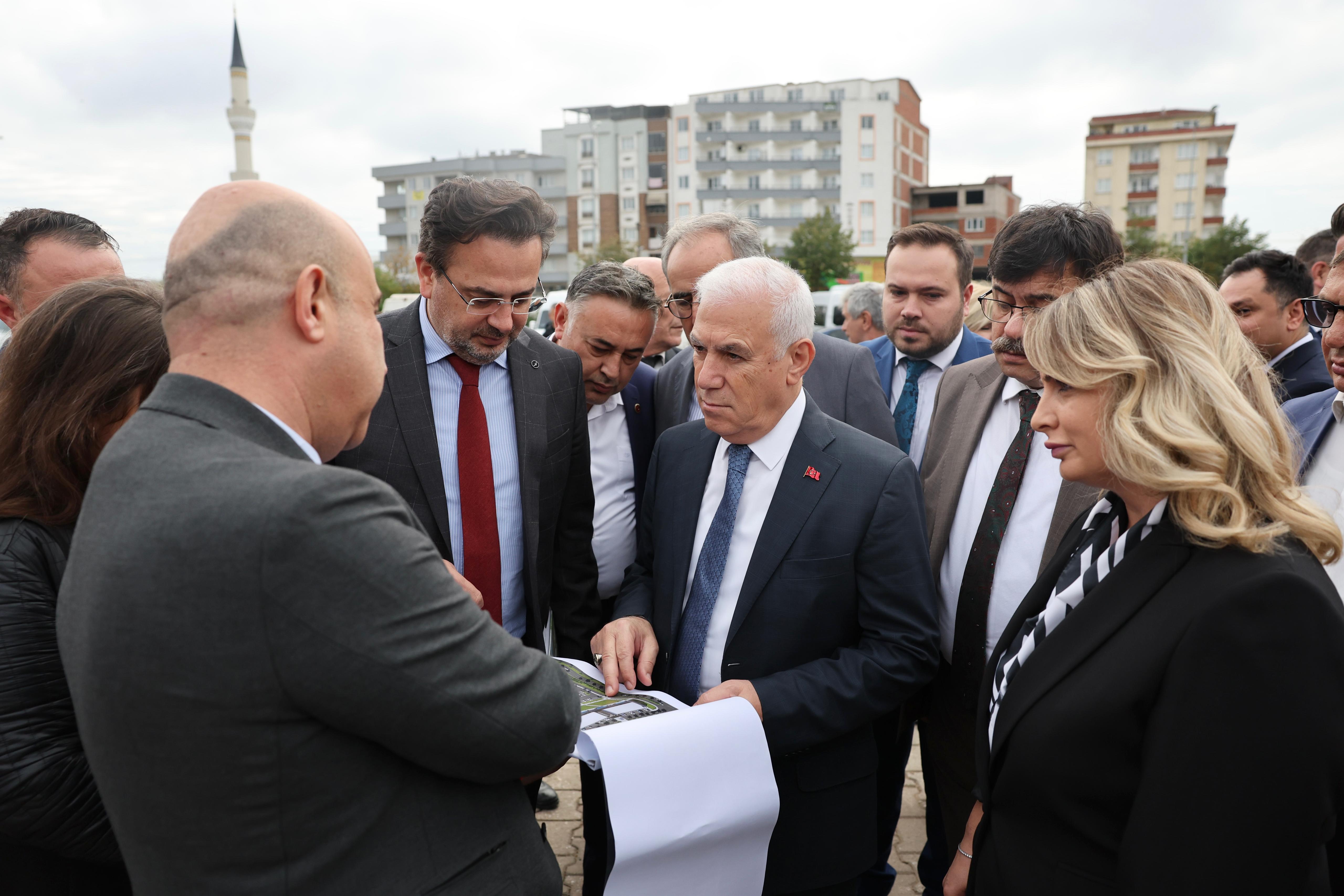 Orhangazi'deki eski terminal alanı modern bir meydana dönüştürülüyor