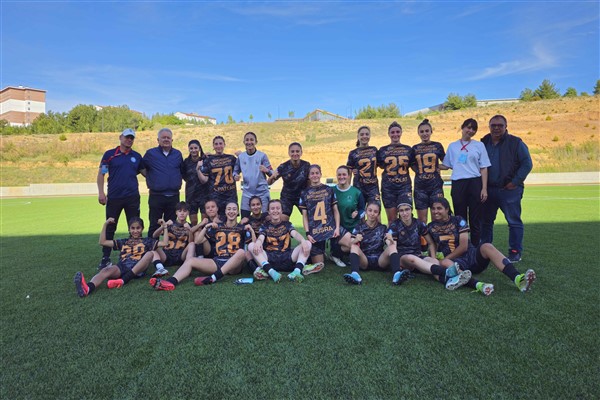 Eskişehir Büyükşehir GSK Kadın Futbol Takımı, Galata Spor Kulübü'nü mağlup etti