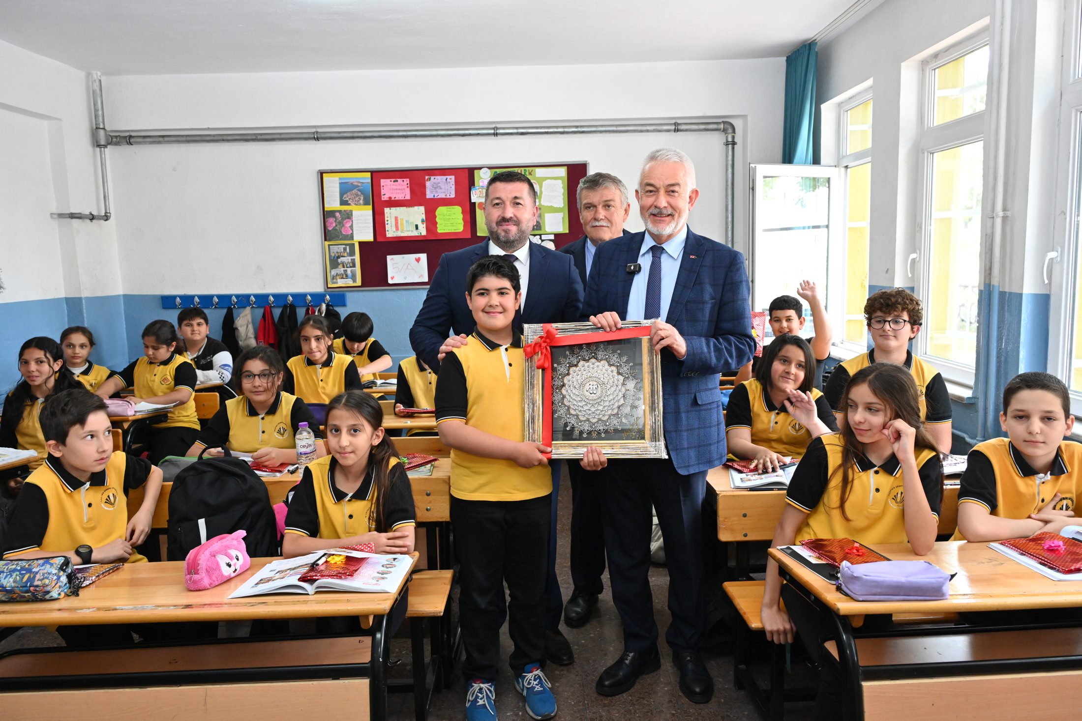 Başkan Başdeğirmen'den ortaokul ziyareti