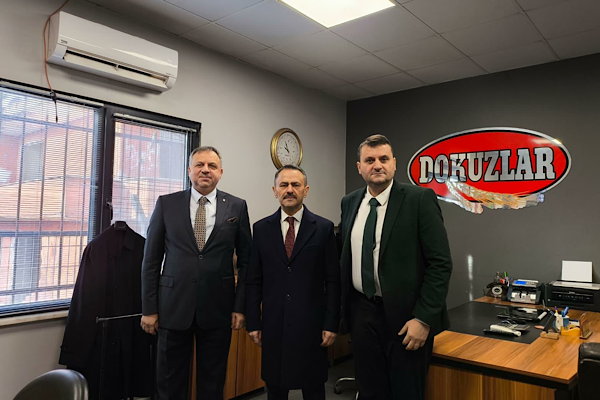 Vali Aktaş’tan Dokuzlar Gıda’ya ziyaret<