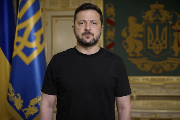 Zelenski: Ukrayna vardı, Ukrayna var, Ukrayna olacak<