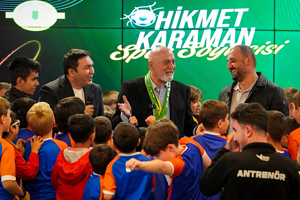 Karaman: Bu milli takımı bu ülkenin evladı çalıştırmalı<