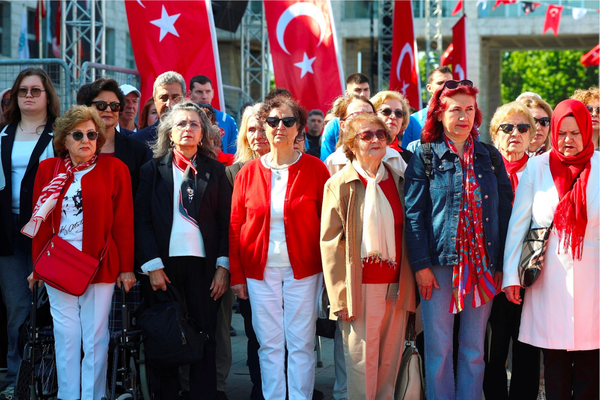 Nilüfer’de 19 Mayıs törenle kutlandı<