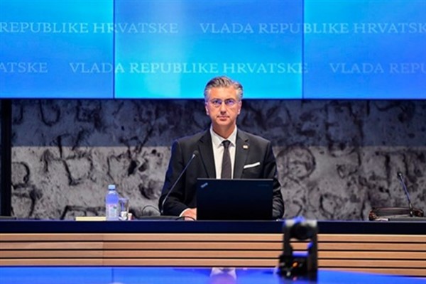 Düzeltme- Plenkovic, Jasenovac’ta anma törenine katıldı<