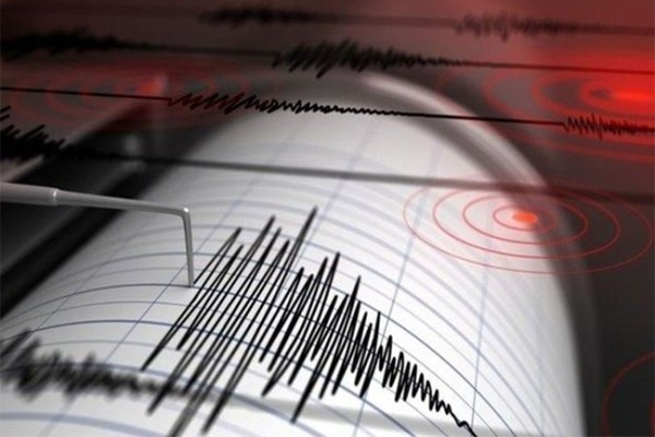 Ege Denizi’nde 4.4 ve 4.3 büyüklüğünde deprem