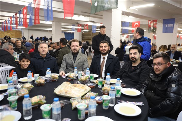 Bursa Büyükşehir’den Yıldırım’da iftar programı<