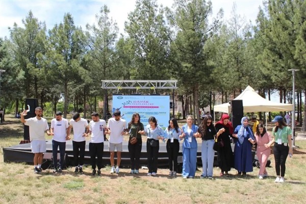 Dicle Üniversitesi’nde bahar coşkusu<