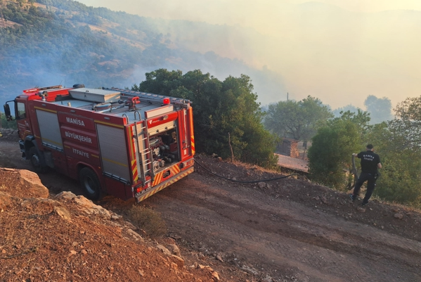 Manisa İtfaiyesi, yıl boyunca 14 bin olaya müdahale etti<