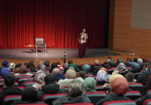 Merve Gülcemal, Düzcelilerle buluştu