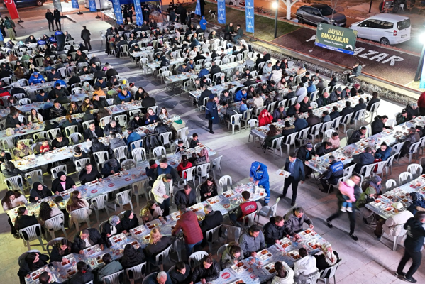 Çerçioğlu: Ramazan paylaşmaktır, aynı sofrada gönül biriktirmektir<