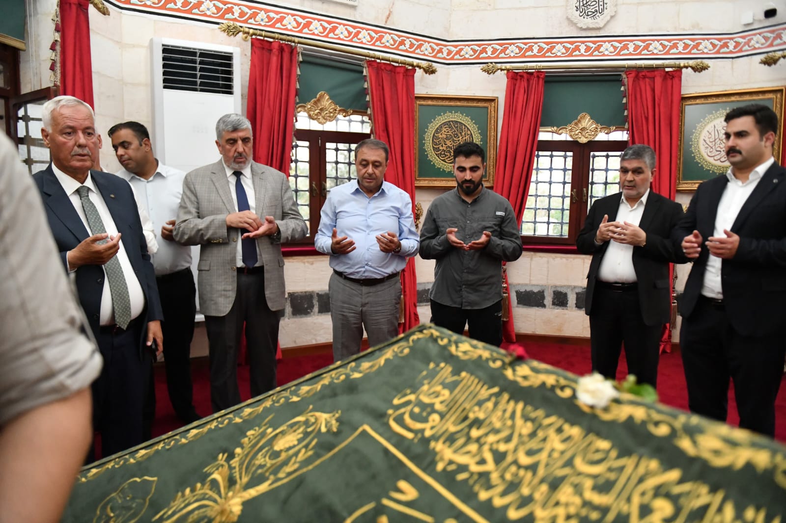 Vali Şıldak, Eyyüp Nebi'de incelemelerde bulundu