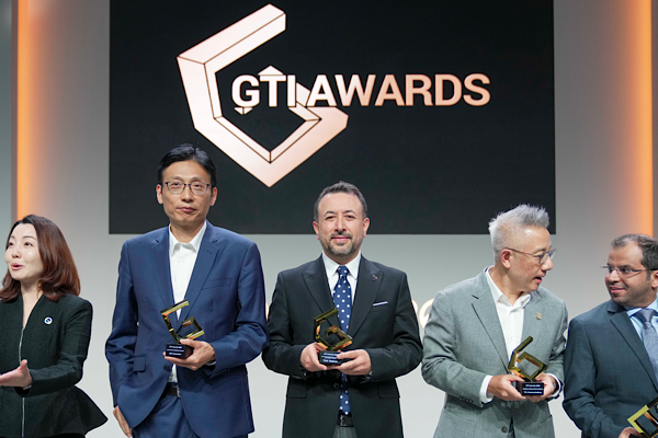 Türk Telekom’un 5G destekli hava sahası yönetimi çözümüne GTI Awards’ta birincilik ödülü<