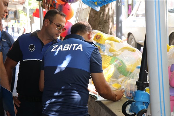 Manisa'da kaldırım işgallerine yönelik denetim<
