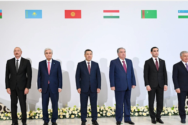 Aliyev,  Azerbaycan ve Orta Asya liderlerinin gayriresmi toplantısına katıldı<