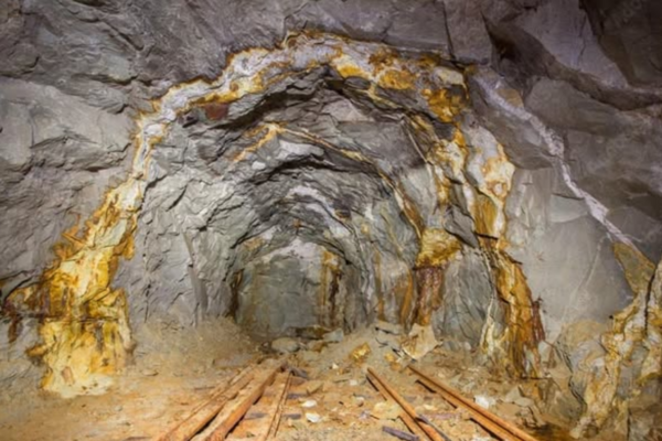 Çin, son yetmiş yılın en büyük altın yatağının keşfini duyurdu<