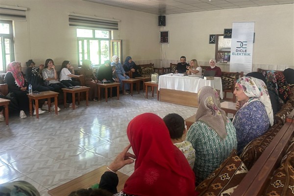 Dicle Elektrik’ten 5 bin kadın ve çocuğa enerji tasarrufu eğitimi<