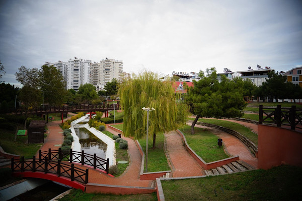 Konyaaltı’ndaki parklar güvenlik kameralarıyla izlenecek<