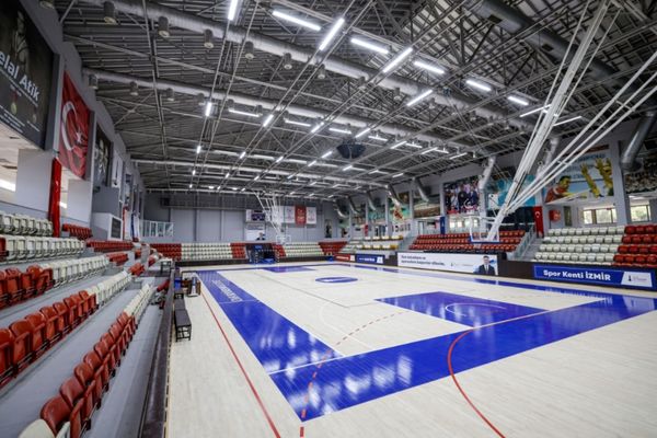 Celal Atik Spor Salonu yenilendi<