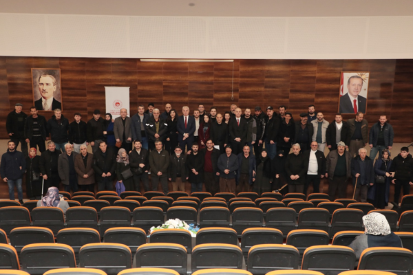 Bayburt'ta hak sahiplerine anahtarlar teslim edildi<