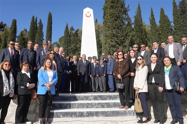 Milas'ta şehitlik anıtının açılışı yapıldı<