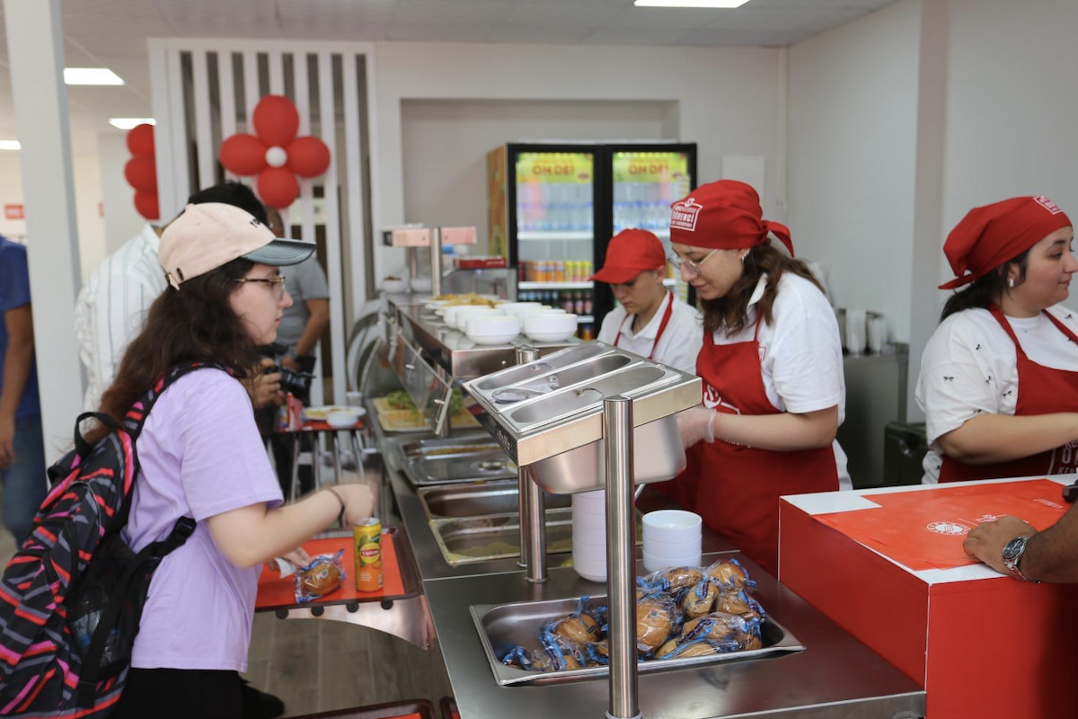 Kepez’de Öğrenci Kent Lokantası hizmete açıldı<