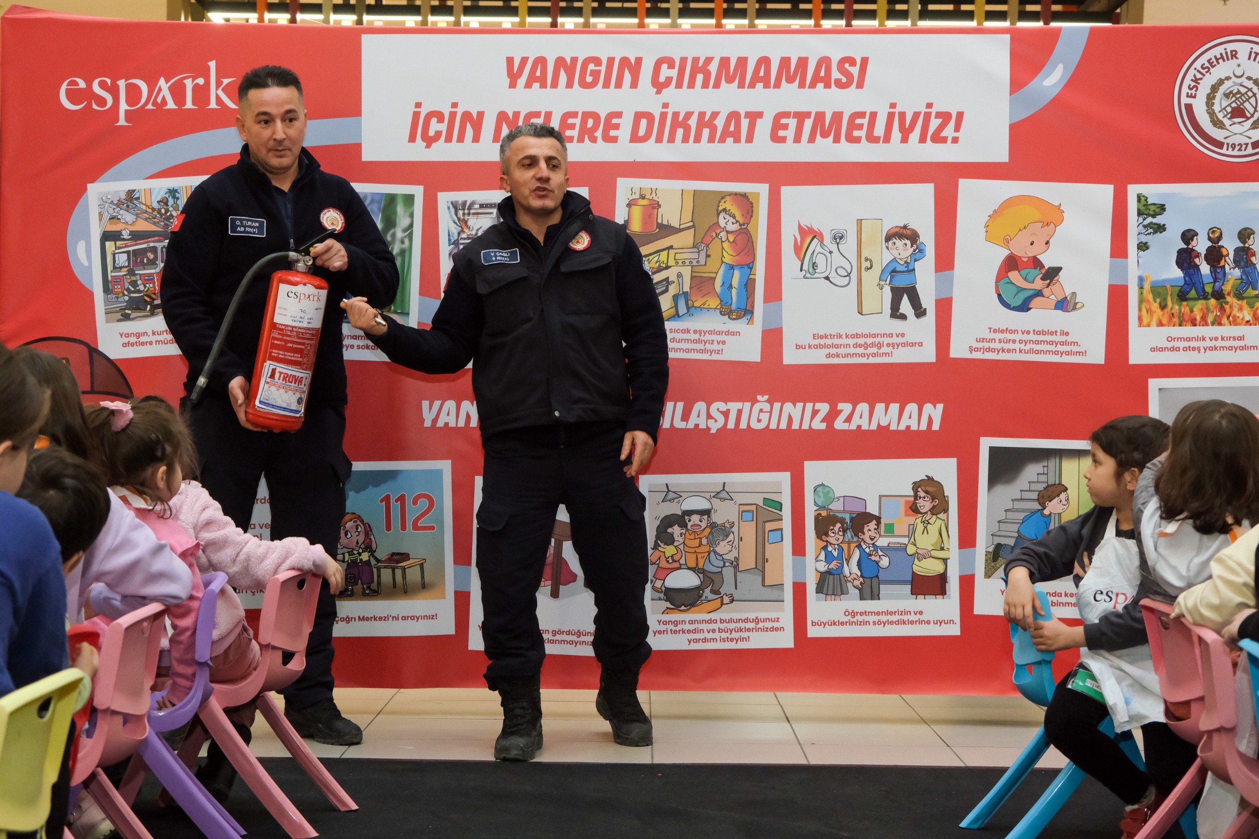 Eskişehir'de çocuklar için yangın güvenliği eğitimi düzenlendi<