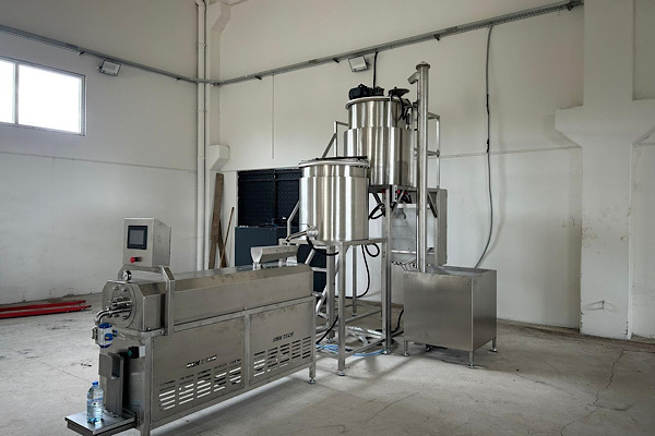 Muğla’da arıcılık maliyetlerini düşürecek yem makinesi hizmete girdi