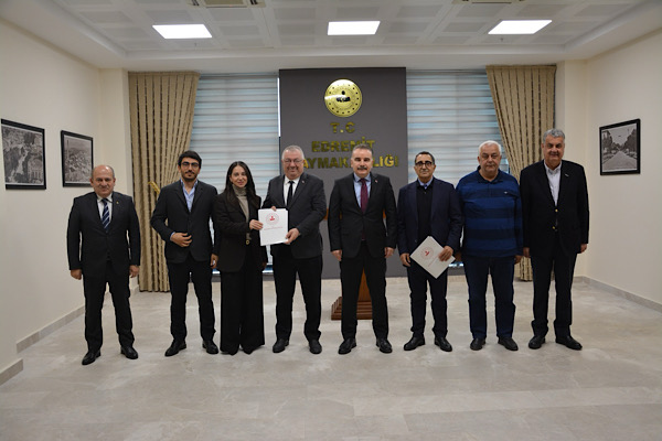 Edremit Tarıma Dayalı İhtisas OTB’de parsel tahsis sözleşmesi imzalandı<