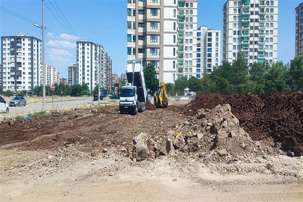 Kayapınar Belediyesi’nden yeni yeşil alan çalışması 