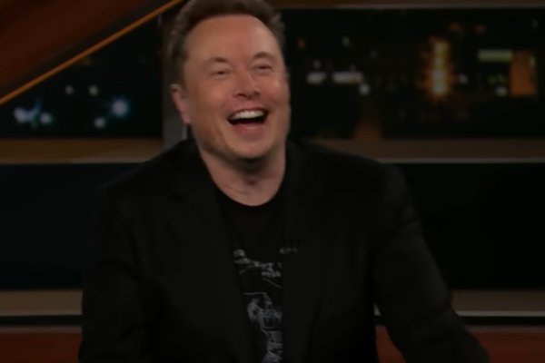 Elon Musk dünyanın ilk Dolar trilyoneri olabilir<