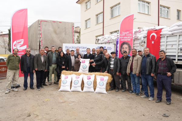 Eskişehir Büyükşehir Belediyesi'nden Günyüzü'ndeki üretilere destek<