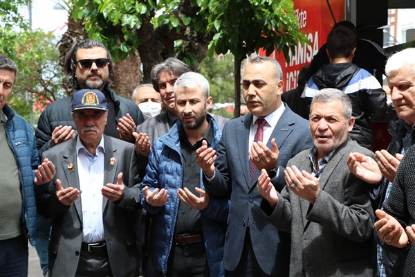 Kore gazisi Özkan, Manisa’da dualarla anıldı <