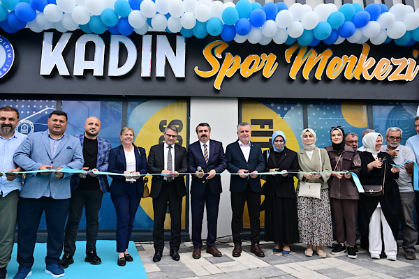 Yıldırım'da Bağlaraltı Kadın Spor Merkezi hizmete açıldı<