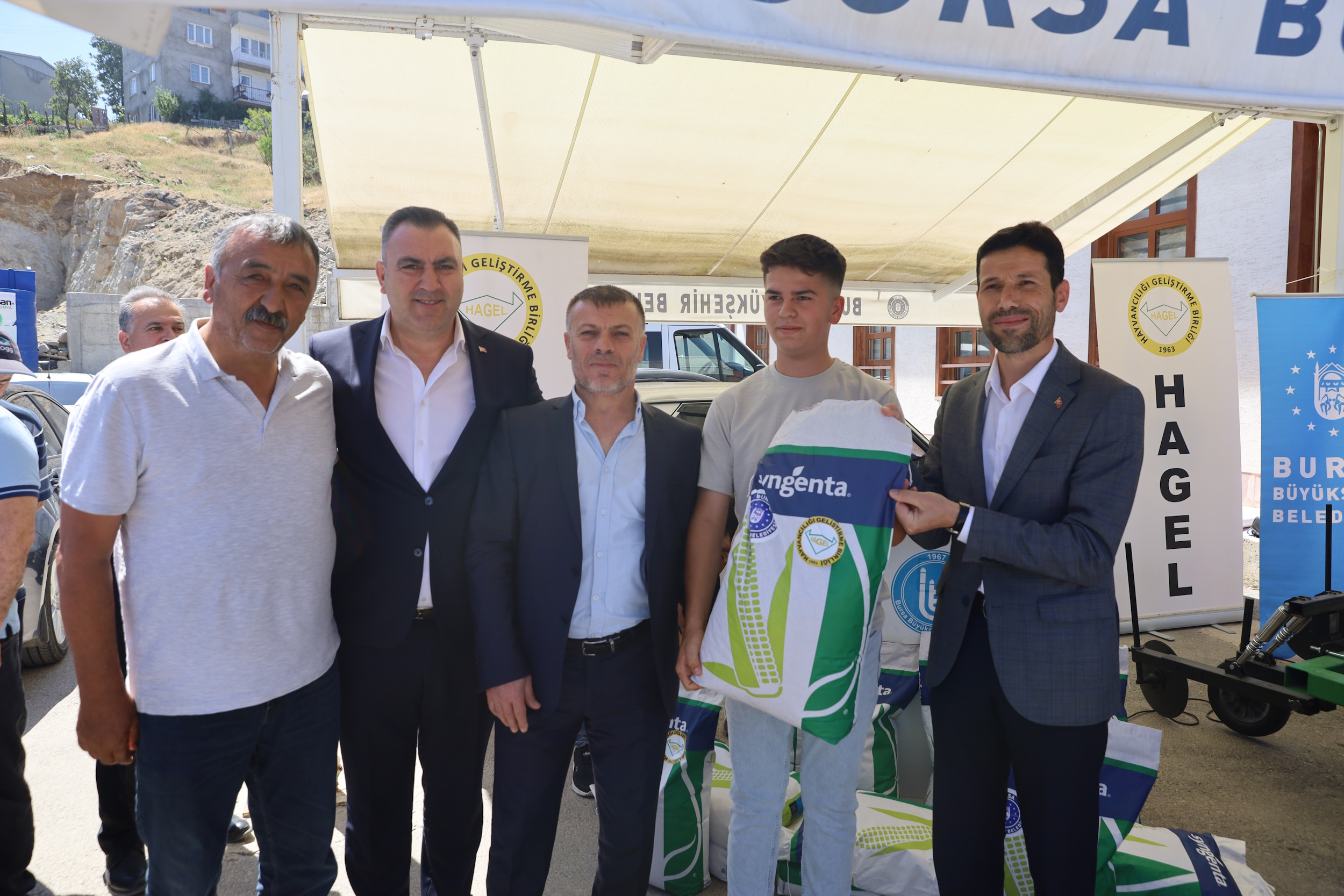 Dağ ilçelerine silajlık mısır tohumu desteği