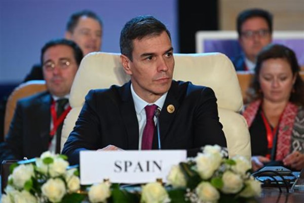 Sanchez: Cesur politikacılara ihtiyaç var<