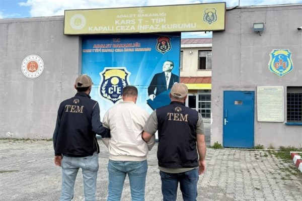 Kars’ta aranan firari FETÖ hükümlüsü yakalandı