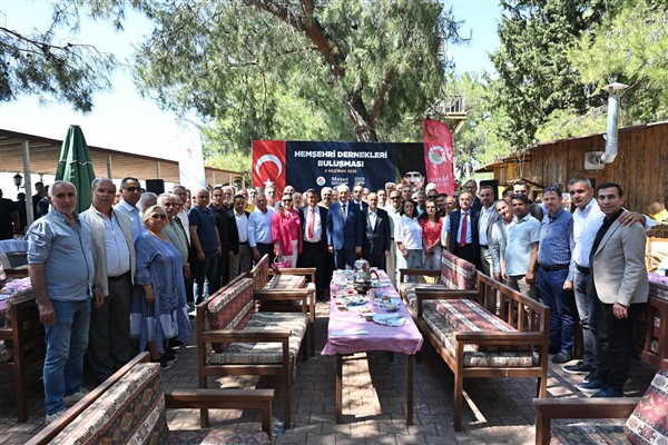Başkan Kocagöz, hemşehri dernekleriyle buluştu<