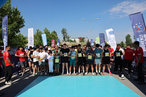 Kayseri'de 15 Temmuz dolayısıyla koşu etkinliği düzenlendi<