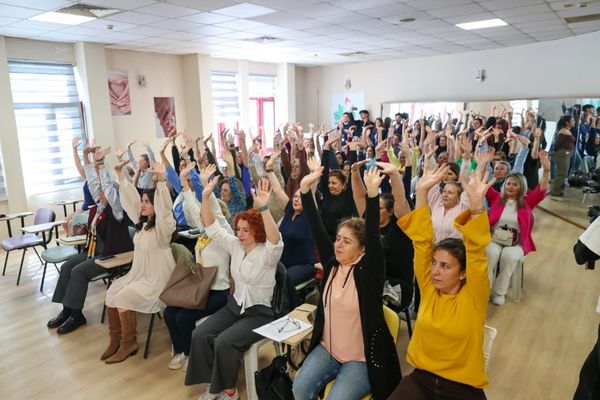 Buca’da kadınlara yönelik “Güçlü Omurga Güçlü Kadın” projesi başladı<