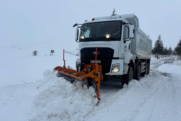 Kayseri'de 333 mahalle yolu ulaşıma açıldı